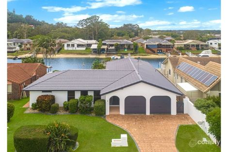 Property photo of 9 Captains Way Banora Point NSW 2486