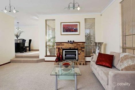 Property photo of 4 Grover Court Leeming WA 6149