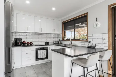Property photo of 8 Woodleigh Drive Oakdowns TAS 7019