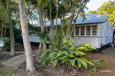 Property photo of 17 Kingfisher Street Coochiemudlo Island QLD 4184