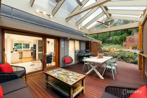 Property photo of 27 Cass Avenue Croydon VIC 3136