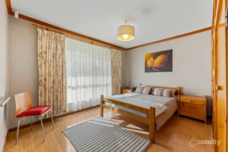 Property photo of 96 Kensington Way Burton SA 5110