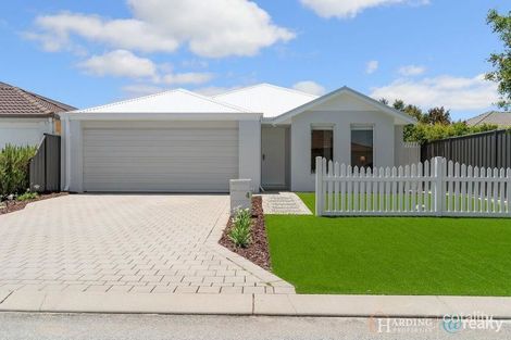 4 Azolla St, Banksia Grove, WA 6031