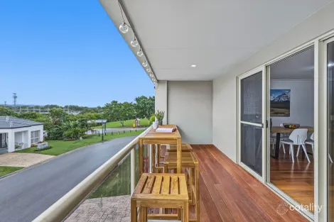 Property photo of 3/28 Palma Crescent Varsity Lakes QLD 4227