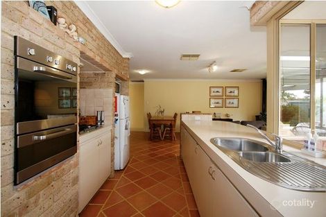 Property photo of 16 Cavendish Way Parkwood WA 6147