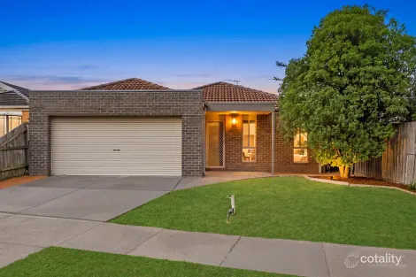 13 Grand Central Bvd, Pakenham, VIC 3810