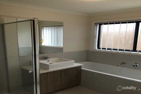 Property photo of 18 Lores Drive Brookfield VIC 3338