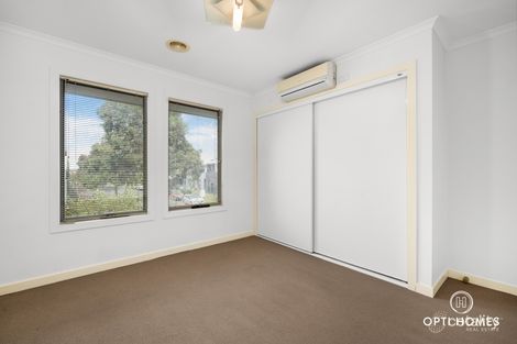Property photo of 11 Ringtail Circuit Maidstone VIC 3012