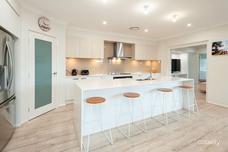 Property photo of 37 Ashgrove Avenue Runaway Bay QLD 4216