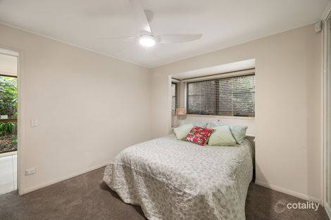 31 Steptoe St, Chapel Hill, QLD 4069