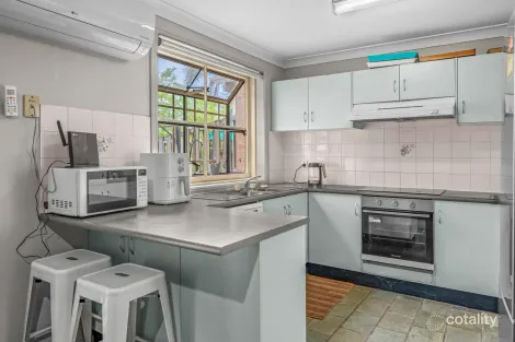 Property photo of 8/2-10 Henry Drive Singleton Heights NSW 2330