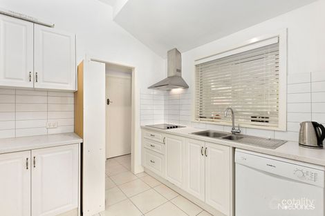 Property photo of 1/96 Blackburn Road Blackburn VIC 3130