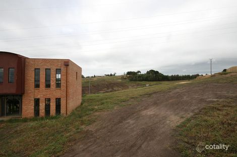 9 Greenfinch Way, Wandana Heights, VIC 3216