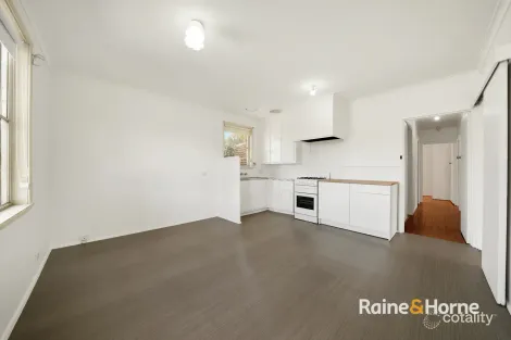 Property photo of 2 Deborah Street Werribee VIC 3030