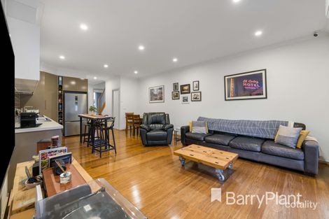 Property photo of 2/76 Power Street St Albans VIC 3021