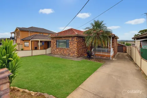 7 Rowley St, Smithfield, NSW 2164