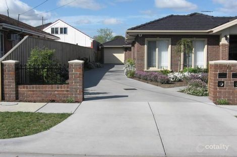 Property photo of 2/4 Arthurson Street Mount Waverley VIC 3149