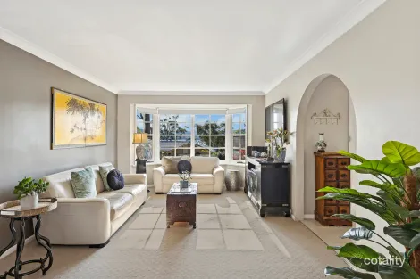 Property photo of 11 Pindari Terrace Green Point NSW 2251