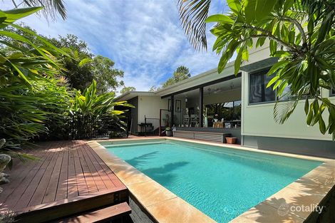 Property photo of 20 Cooee Crescent Macleay Island QLD 4184