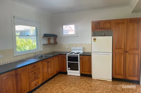 Property photo of 43 Lake Street North Avoca NSW 2260