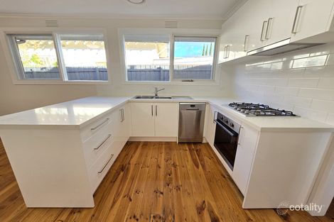 Property photo of 2/3 Hedgeley Avenue Malvern East VIC 3145