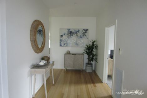 Property photo of 26 Lake View Drive Safety Beach VIC 3936