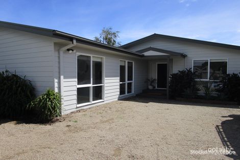 Property photo of 26 Lake View Drive Safety Beach VIC 3936