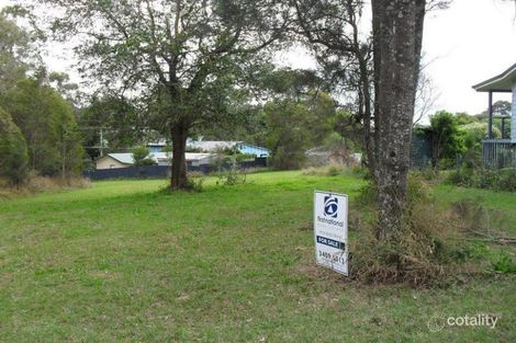 7 Blue Waters Cres, Macleay Island, QLD 4184