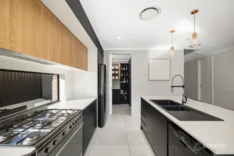 Property photo of 21 Kunic Street Riverstone NSW 2765