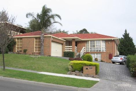 Property photo of 27 Balmain Drive Berwick VIC 3806