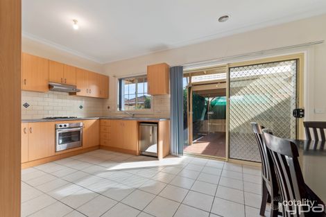 Property photo of 2/23-25 Grimwade Street Reservoir VIC 3073