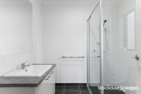 Property photo of 2 McIntyre Court Churchill VIC 3842