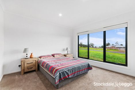 Property photo of 2 McIntyre Court Churchill VIC 3842