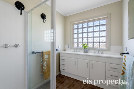 Property photo of 58 Karoola Road Lindisfarne TAS 7015