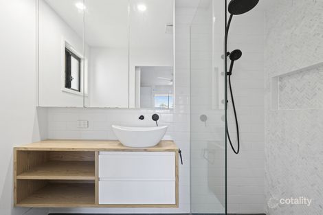 Property photo of 2/105 Mountain View Avenue Miami QLD 4220