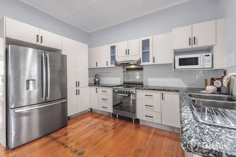 Property photo of 42 Raff Avenue Holland Park QLD 4121