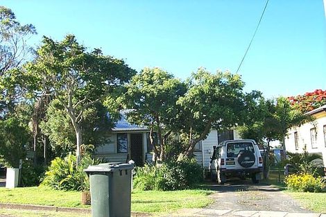 1 Glenmorris St, Walkervale, QLD 4670