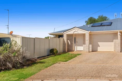 Property photo of 1/8 Heinemann Court Kearneys Spring QLD 4350