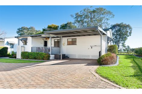 Property photo of 1 Manna Court Lake Hume Village NSW 3691