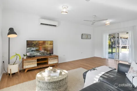 Property photo of 26 Cheviot Street Smithfield QLD 4878