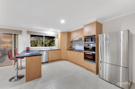 Property photo of 11 Vaucluse Rise Doreen VIC 3754