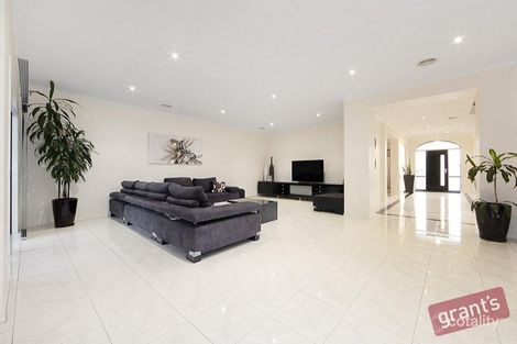 Property photo of 3 Tom Gearon Court Narre Warren North VIC 3804