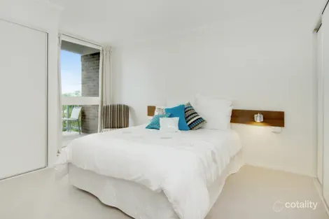 Property photo of 4/2 Ballymore Street Kelvin Grove QLD 4059