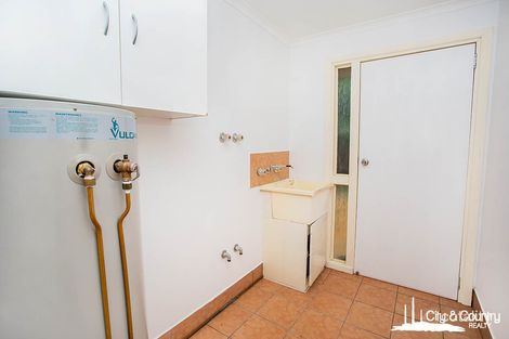 Property photo of 4 Timmins Crescent Happy Valley QLD 4825