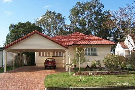 86 Solar St, Coorparoo, QLD 4151