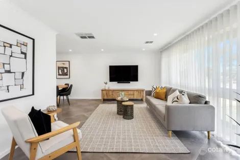 Property photo of 33 McKenzie Crescent Gulfview Heights SA 5096