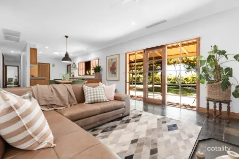 Property photo of 160 Nursery Ridge Road Red Cliffs VIC 3496