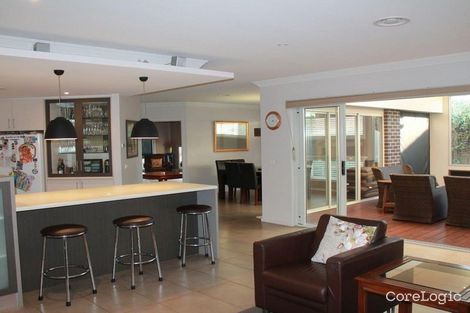 Property photo of 10 Surrey Place Inverloch VIC 3996