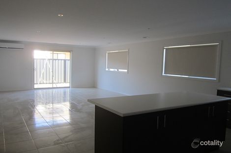 Property photo of 7 Calabrese Circuit Clyde North VIC 3978