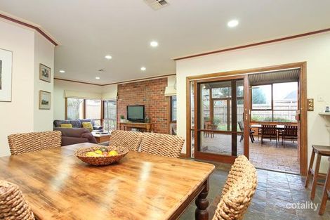 Property photo of 6 Calvo Court Werribee VIC 3030